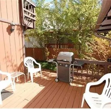 2806 Springwood Drive Holiday Home